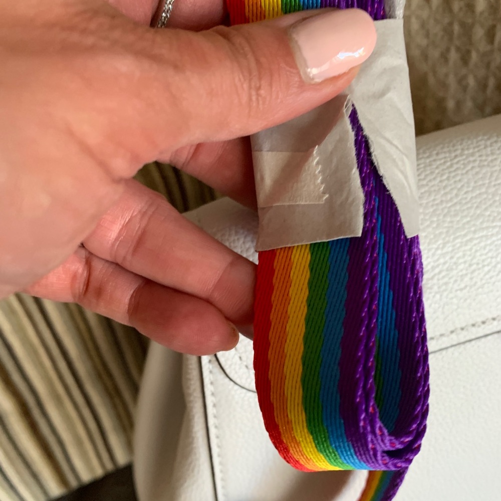 Authentic KATE SPADE Leather Flap drawstring rainbowπmedium backpack - Picture 10 of 15